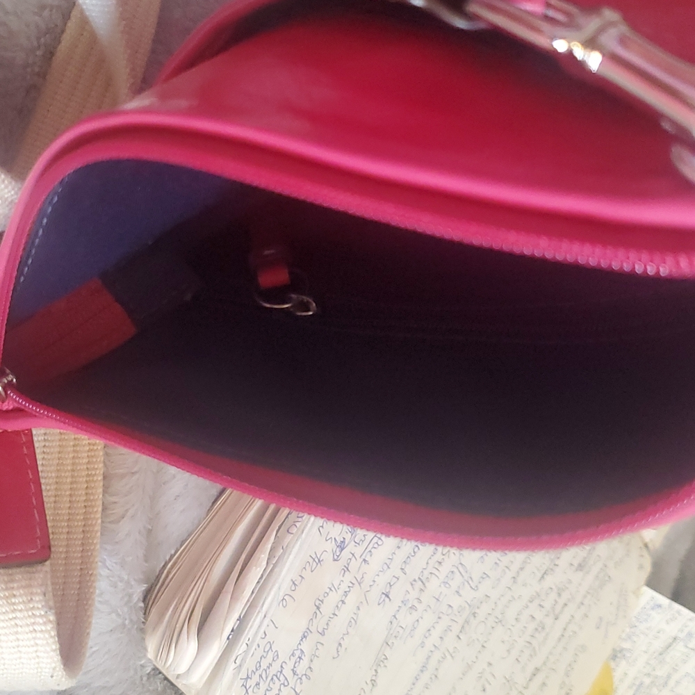 *Coach hot pink crossbody. - Picture 5 of 10